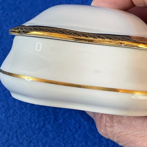 LIMOGES FRANCE Porcelain Trinket Box. NWT L’etoile Collection. - Picture 11 of 13
